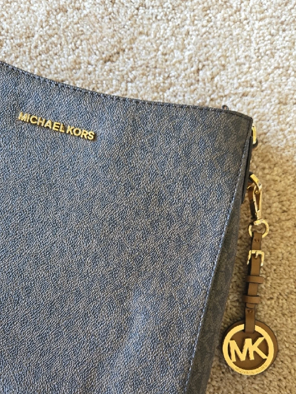 Michael Kors Brown Crossbody Messenger Bag - Picture 2 of 5